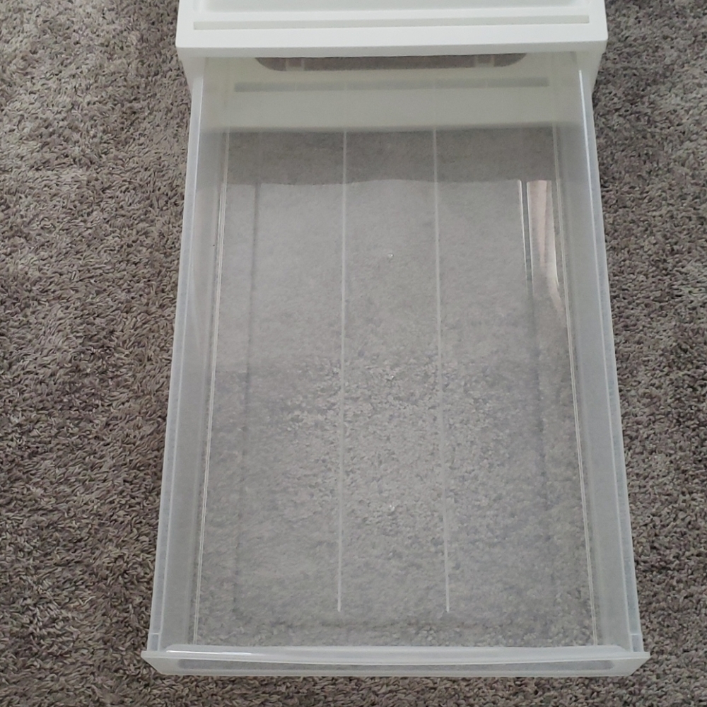 Container - Picture 2 of 2